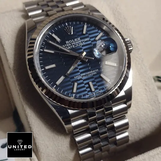 rolex-126234-blue-motif-replica-3